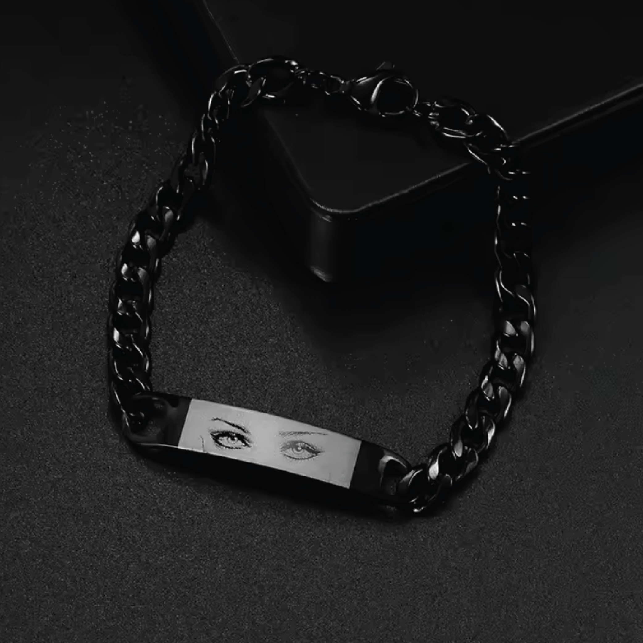 Acessórios Personalizados com o Olhar - Image 3